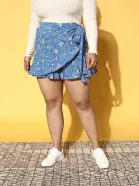 Berrylush Women Plus Size Blue & White Floral Printed Slip-On Elastic Tie-Up Waist Flared Mini Skorts