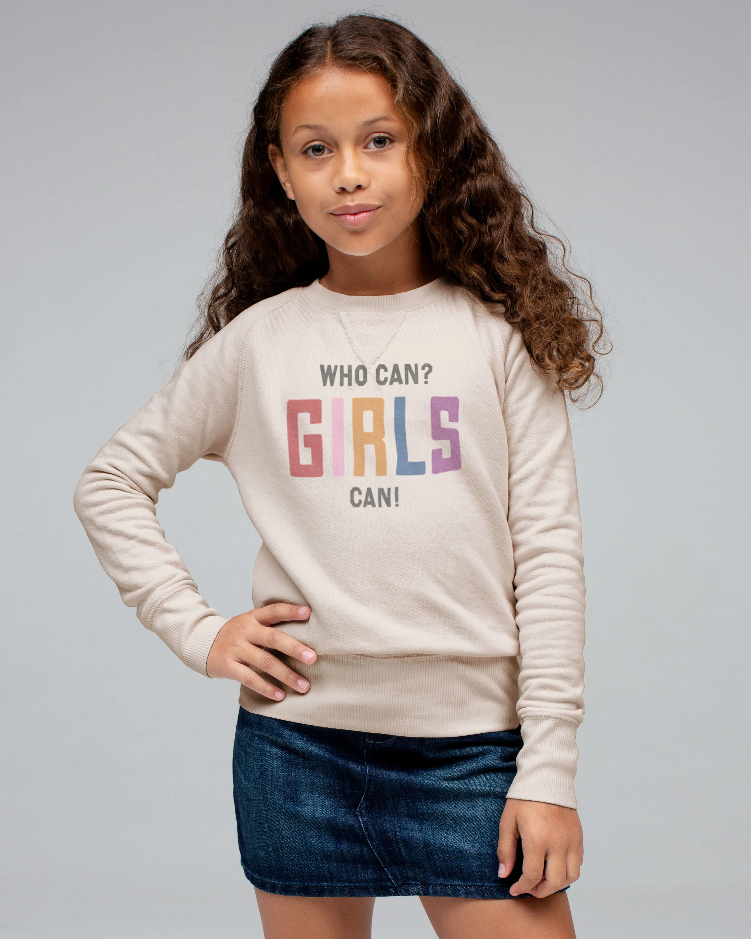GIRLS WHO CAN GIRLS CAN PULLOVER