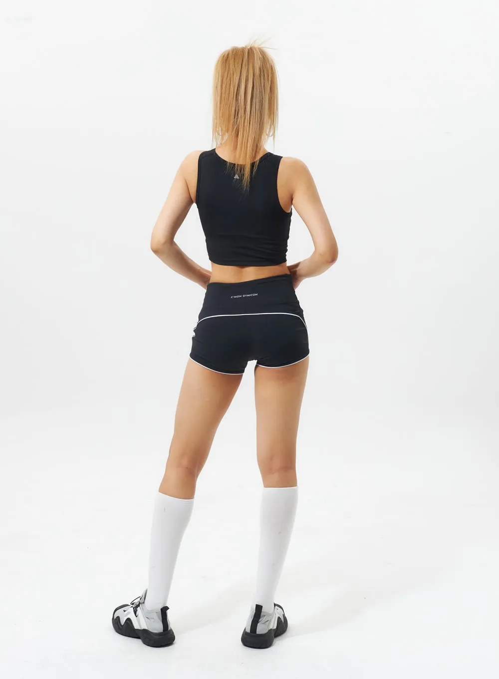Mid-Rise Sweat Shorts IL317