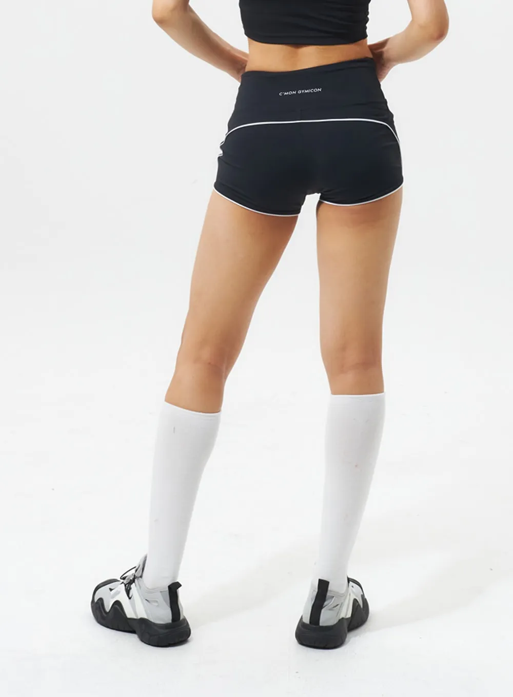 Mid-Rise Sweat Shorts IL317