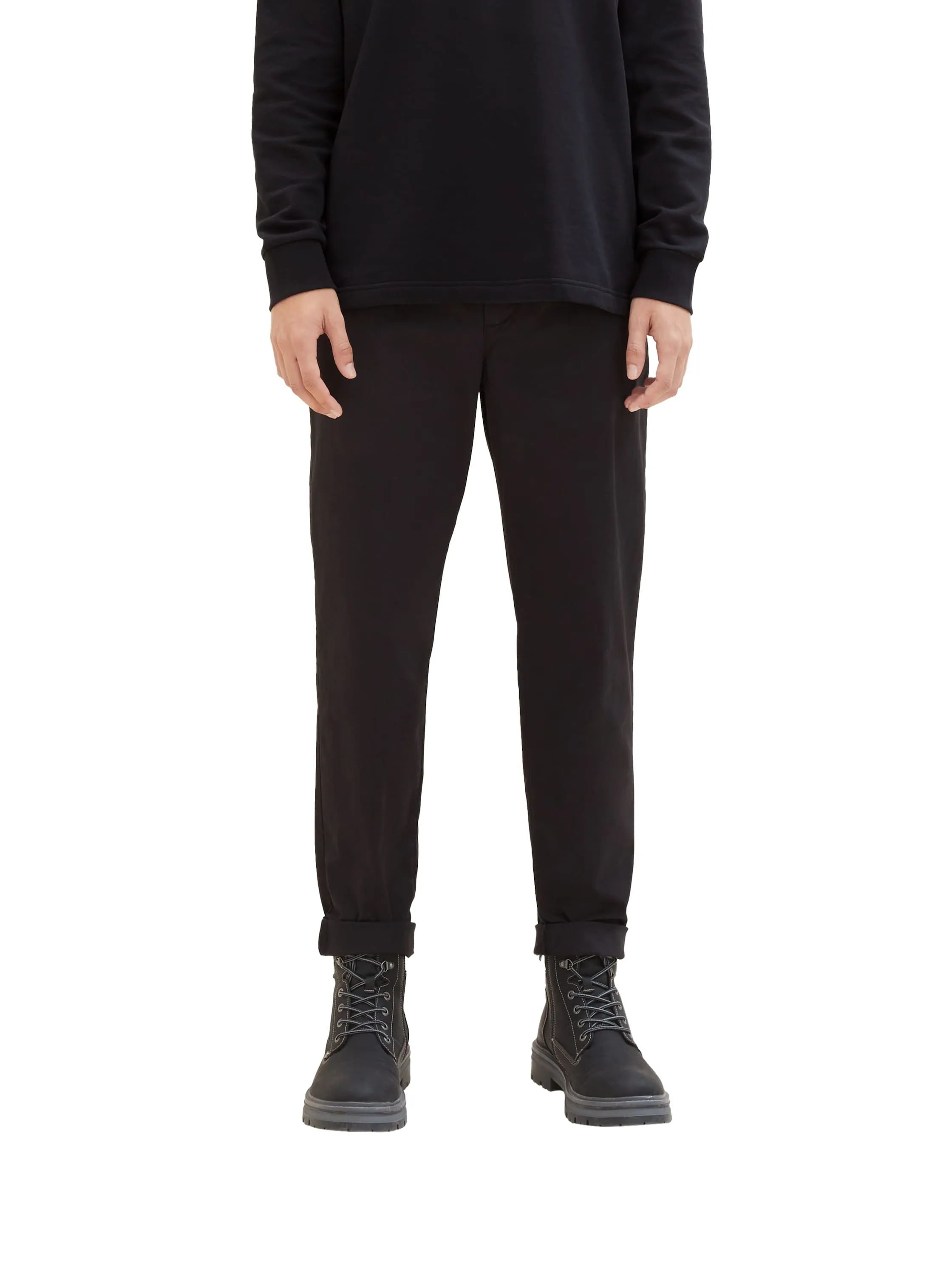 REGULAR TAPERED CHINO