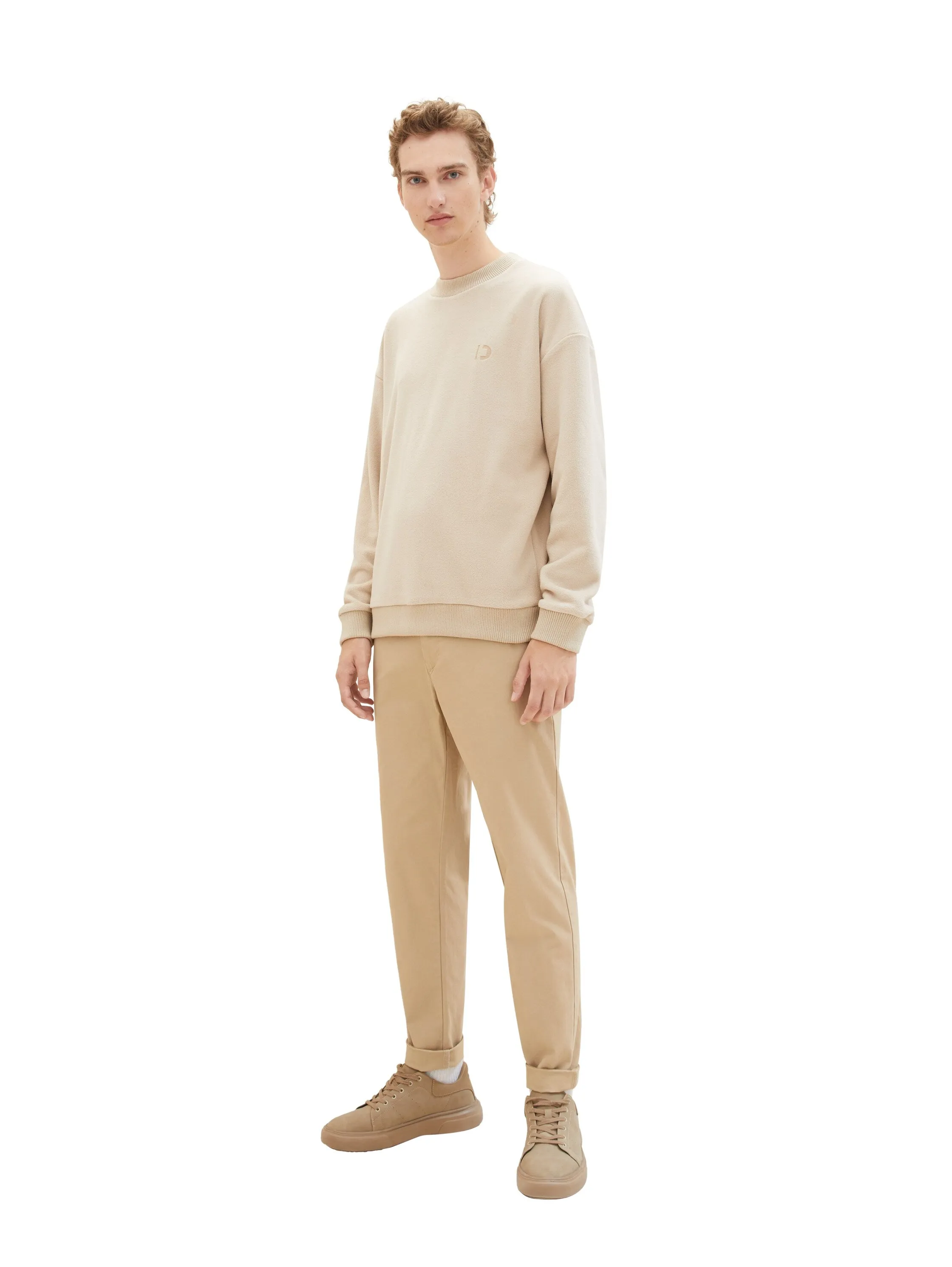 REGULAR TAPERED CHINO
