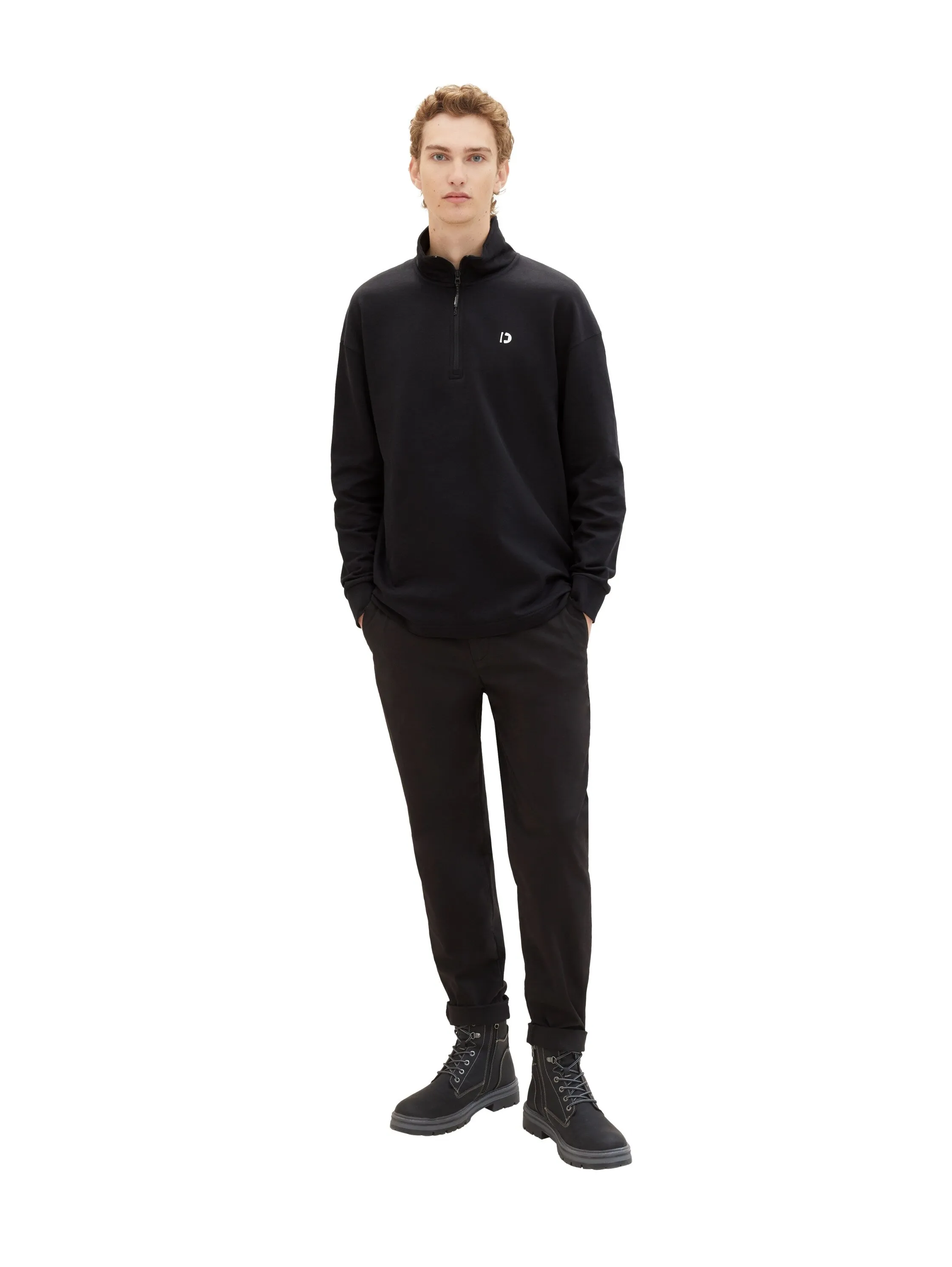 REGULAR TAPERED CHINO