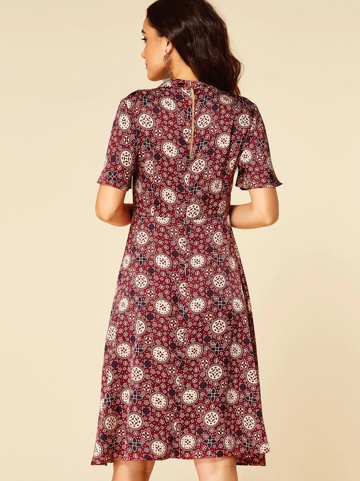 Wholesale Burgundy Round Neck Short Sleeve Geometrical Tribal Print Cut Out Casual Dress