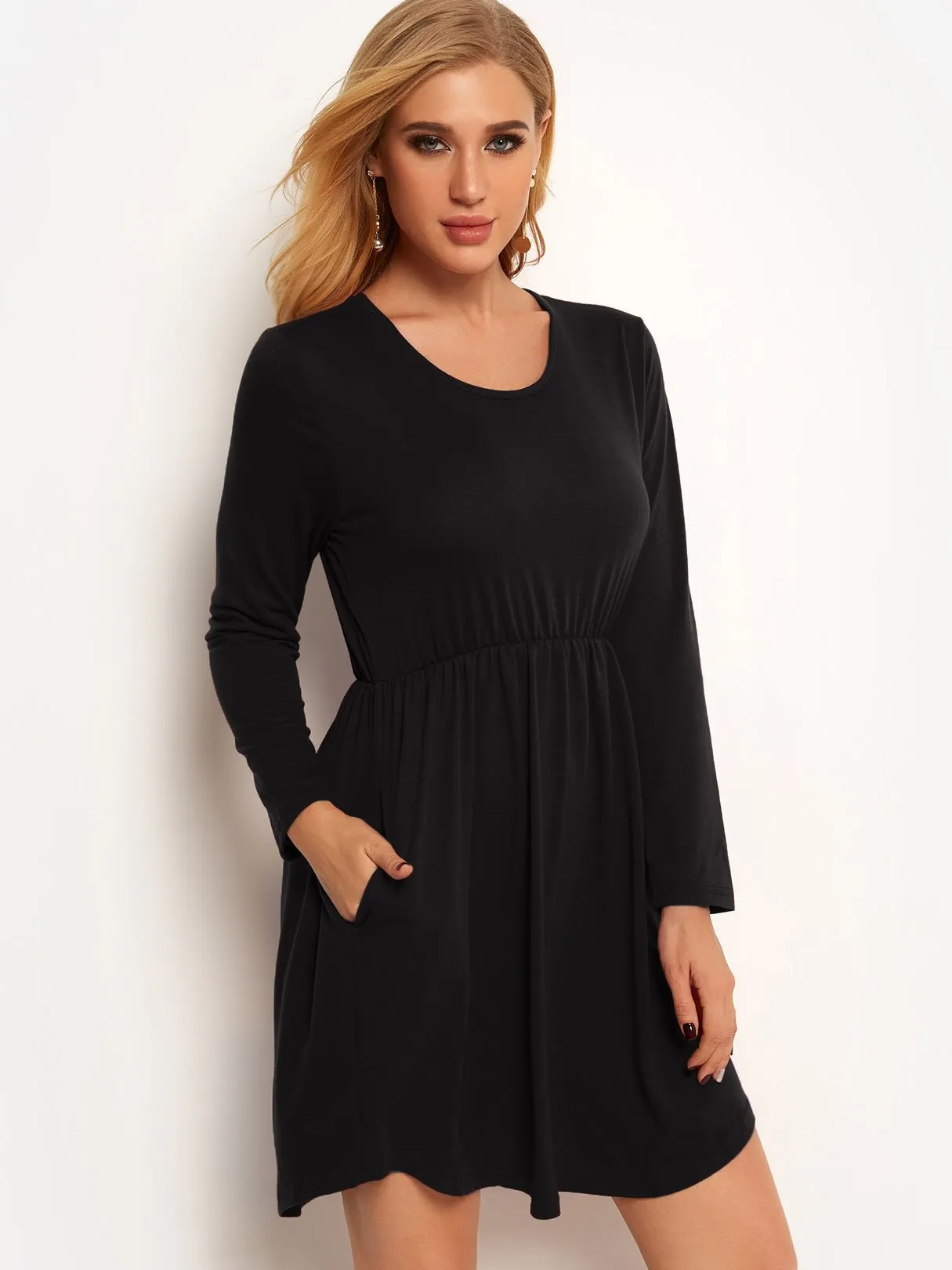 Wholesale Crew Neck Long Sleeve Plain Side Pockets Pleated Curved Hem High-Waisted Casual Dress
