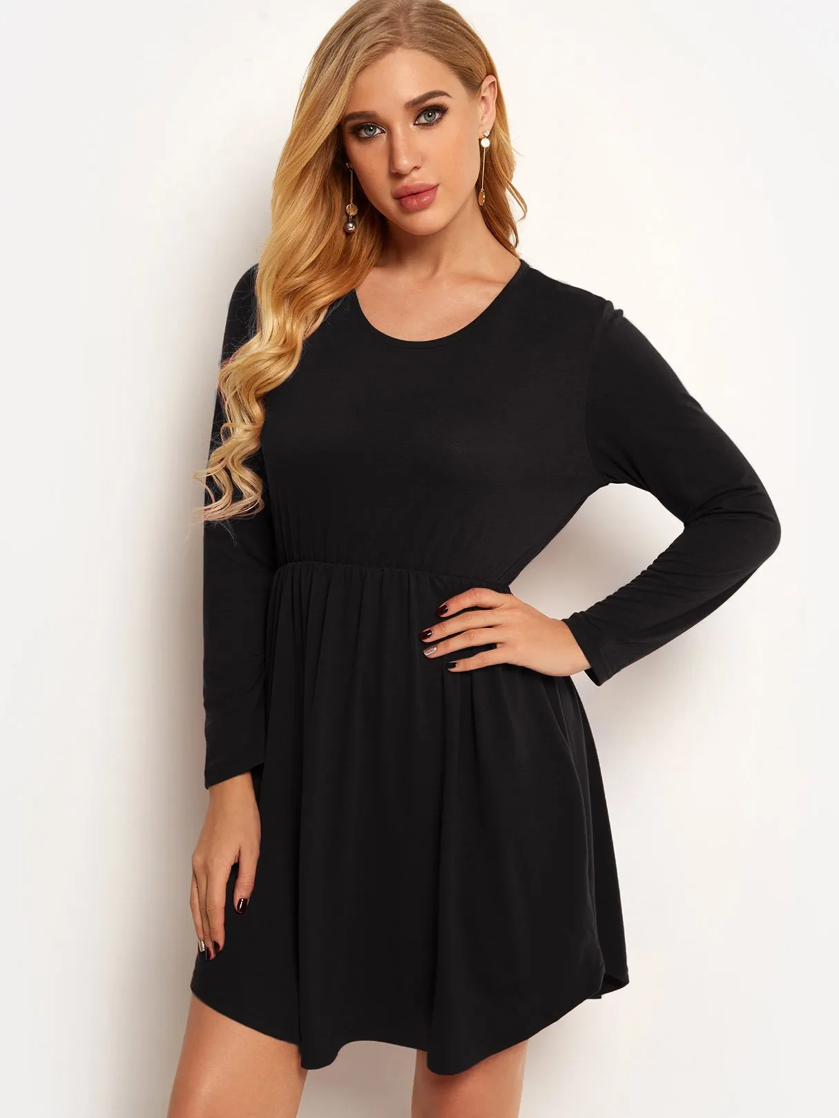 Wholesale Crew Neck Long Sleeve Plain Side Pockets Pleated Curved Hem High-Waisted Casual Dress