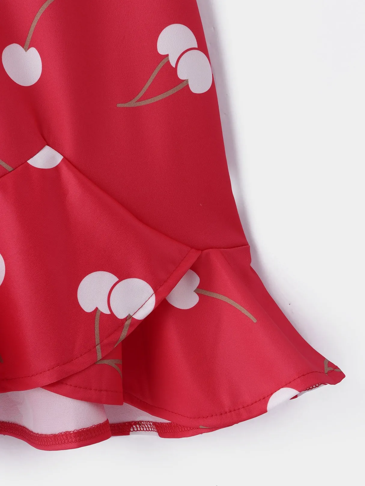 Wholesale Red Scoop Neck Sleeveless Floral Print Zip Back Spaghetti Strap Flounced Hem Casual Dresses