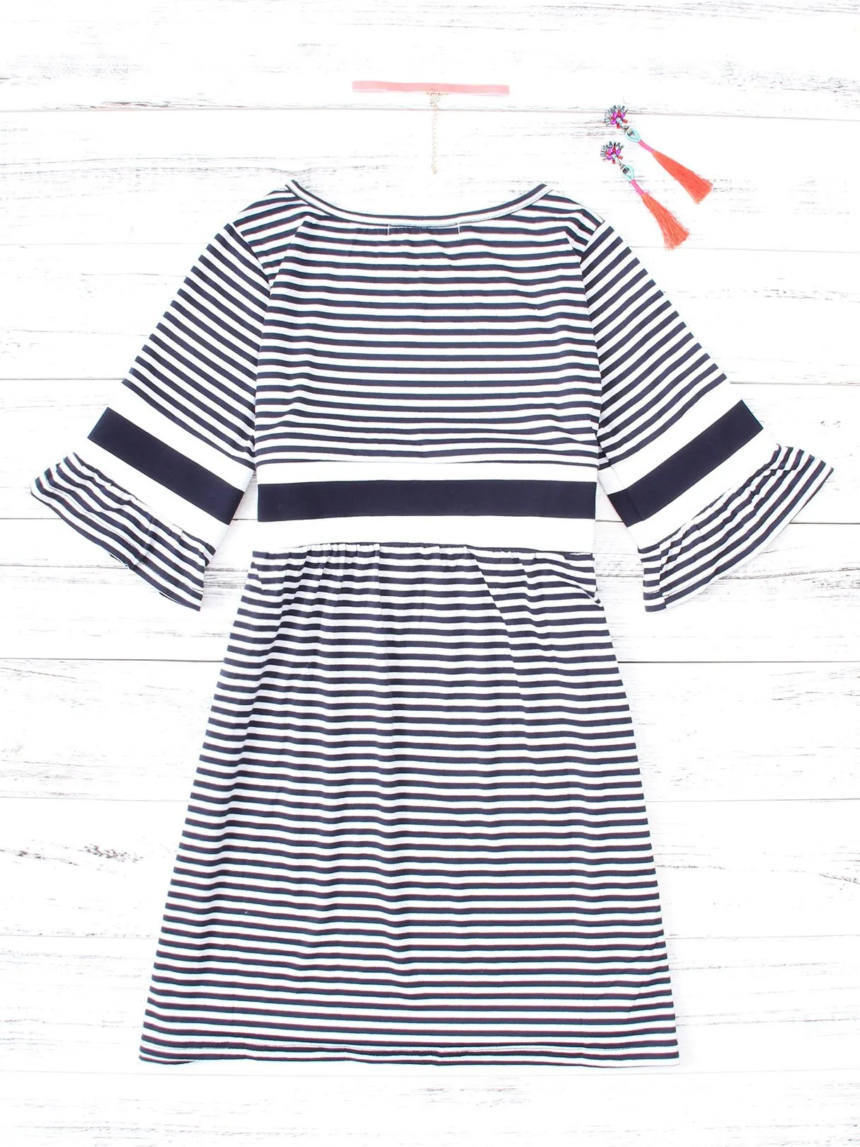 Wholesale Round Neck Half Sleeve Stripe Zip Back Casual Dresses